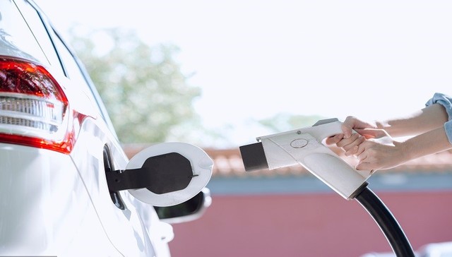 超越LG位居全球第二，比亚迪7月动力电池装机创新高 | 动力电池月度排名⑩