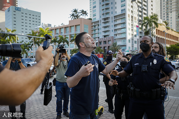 思想家,政治学,身份认同