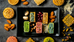 月饼赛道C位更迭：老字号崛起，新消费退场？