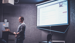 日系品牌為何在激光工程投影市場“失速”了？