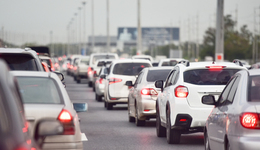 新能源汽车行业上游分流整车利润，锂电隔膜行业毛利高达50%，星源材质净利同比增长230%