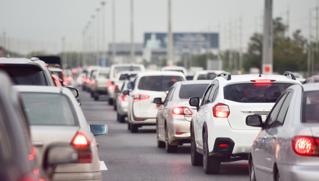 新能源汽车行业上游分流整车利润，锂电隔膜行业毛利高达50%，星源材质净利同比增长230%