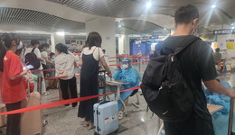 我国将强化优化疫情防控措施，卫健委：倡导国庆假期在本地过节