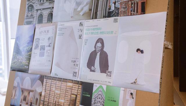 把床搬进书展？亚朵携手abC艺术书展首创书展中的“躺看世界”