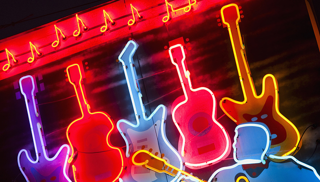 歌曲是商品，听歌的感受也是商品，流行音乐还有希望吗？| 说书