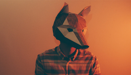 网红产品卖得贵，背后是代工厂的泪