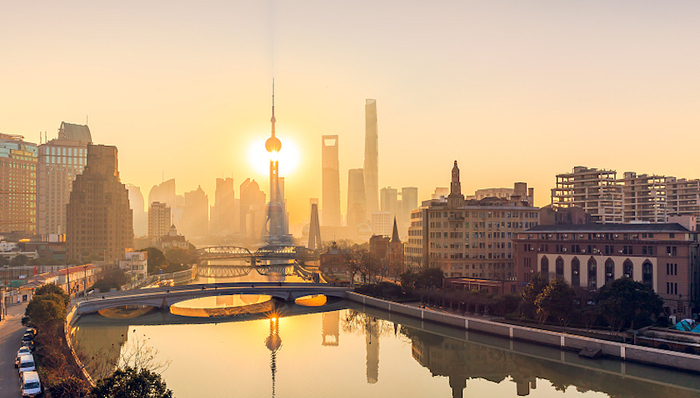 苏州河旅游水上航线今试航：“你在船上看风景，岸上看你是风景”