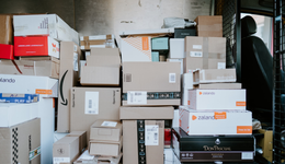 快递业这半年：阿里大权旁落，京东和顺丰放弃内卷