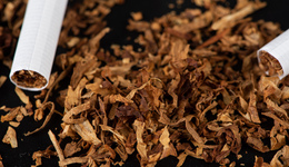 低价转让5%股份给华润信托方，陕西金叶二股东为何急于套现？