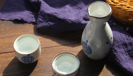 踏不准节奏的水井坊，上半年“喜少忧多”