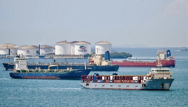 油轮涨势带飞行情，航运板块逆势飘红