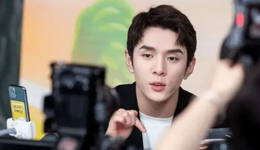 李佳琦低調(diào)回歸，直播江湖烽煙再起？