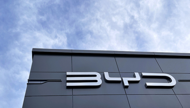 官网更名、首个海外工厂落地，比亚迪出海加速