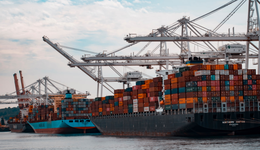 新能源汽车出海这五年：狂热、扎堆、暗礁与突围