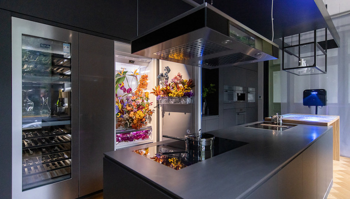 德国美诺旗舰体验空间“美诺之家”焕新，“遇见凯斯·哈林”艺术展上海举行 | 一周有品指南