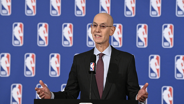 疫情下仍能捞金百亿美元，多家公司计划高薪挖角NBA总裁