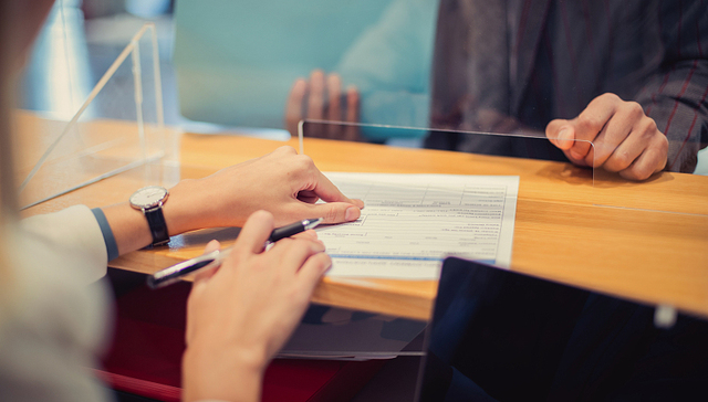 职场人跳槽调查报告：再就业耗时增长，裸辞率大幅下降