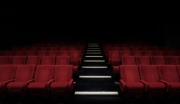 華誼兄弟，難兄難弟