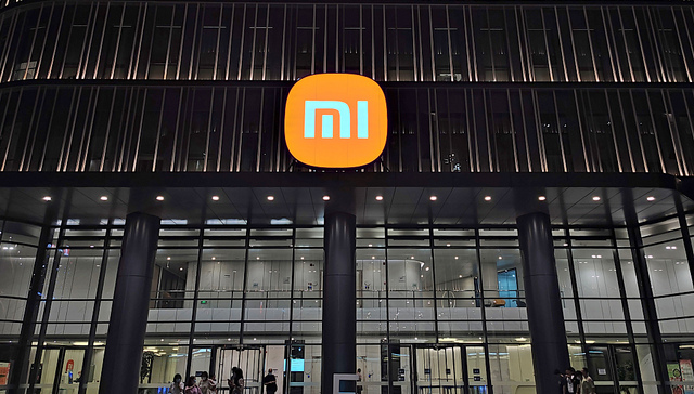 小米汽车首辆工程车下线