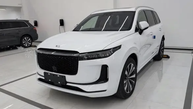 闪电快讯 | 理想汽车集中发布两款新品  L7、L8交付时间仅隔3个月