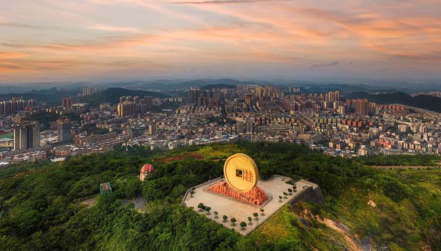 解锁,有色金属,产业优势,绿,资源优势,点石成金,古韵,发展理念,风电,矿区