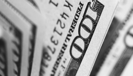 4只基金跌幅40%，广发基金凭什么收取1.5%以上的管理费?