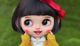 盲盒、娃娃與“高齡少女”