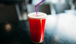 上海第一個(gè)連鎖餐飲低值可回收利用項(xiàng)目啟動，66家肯德基、必勝客門店試點(diǎn)