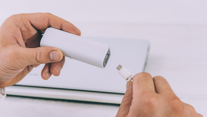 Lightning,充电功率,AirPods,iPad,Canalys,苹果手机,接口标准,利润来源