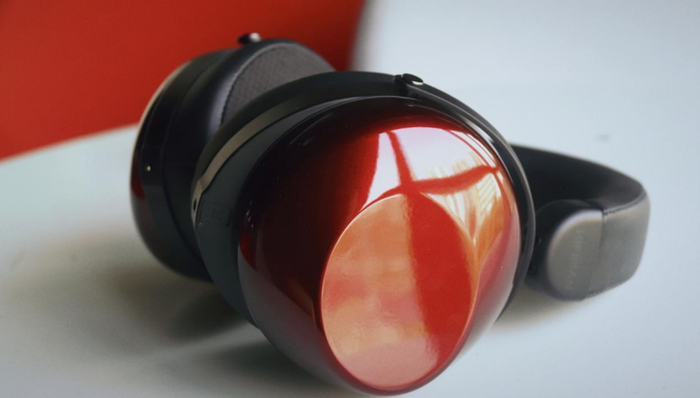 电厂丨入坑HIFIMAN HE-R9：兼具封闭式与开放式耳机之长