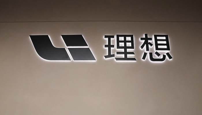 电厂丨对手越来越多，“朋友”越来越少，理想汽车行驶愈发艰难