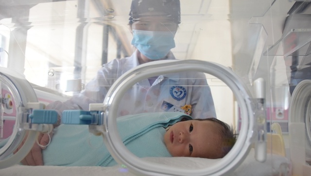 哪里年轻人更愿意结婚？未来十年哪些城市出生率会下降？——七普分县数据报告6