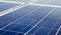 三季度净利增长五倍多，这家硅片新秀再砸470亿抢硅料