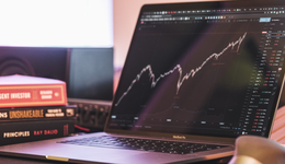 “券茅”的互聯(lián)網(wǎng)+券商，能穿越周期嗎？