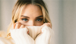 国产高领毛衣，护住了欧洲人冰冷的脖子