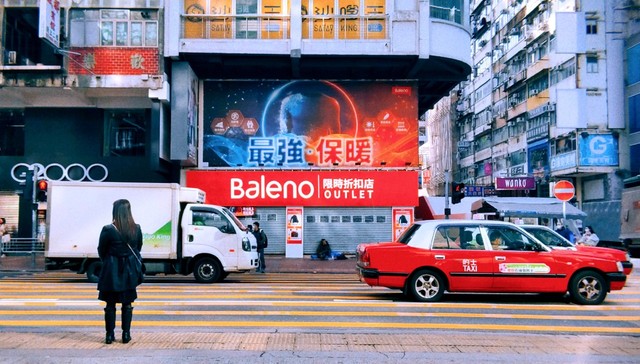 香港实施“0+3”三周后新冠病例回升，但仍将继续松绑部分防疫措施