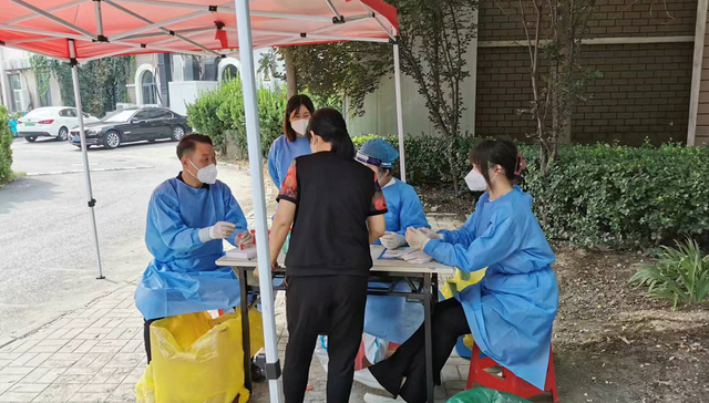 践行志愿精神 贡献爱心力量 尚赫“最美志愿者”防疫一线在行动