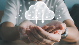 二十大報(bào)告再次強(qiáng)調(diào)就業(yè)優(yōu)先，首提“新就業(yè)形態(tài)”