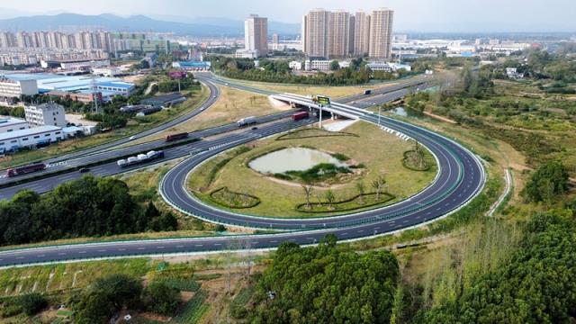 耗资近82亿上海拿地，安徽高速企业大举拓展地产业务