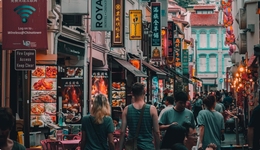 我給新加坡華人送外賣，一趟5000塊