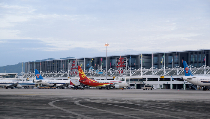“海航基础”将更名“海南机场”，A股新增一家机场股
