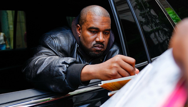 巴黎世家和侃爷终止合作，下一个或是阿迪达斯