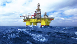 合赚超2000亿，中国石油前三季净利增六成、中国海油翻番