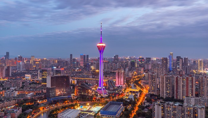 地块销售限价普遍上涨，成都第三轮土拍收金325亿