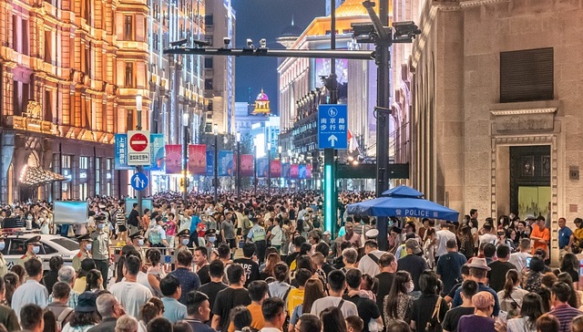 陆铭：线上经济无法取代线下，技术进步也不能改变人口向大城市集聚的趋势