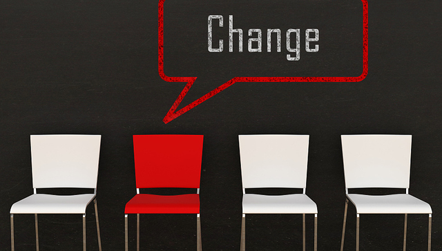 美团旗下钱袋宝支付高层变动：穆荣均卸任董事长，包塔任法定代表人