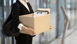 大规模裁员并引入加密技术，首富马斯克开始对推特“动刀”