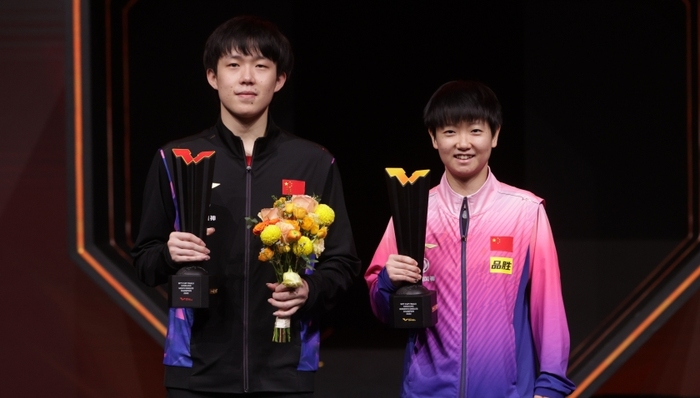 双双“背靠背”连冠：女乒德比孙颖莎获胜，王楚钦逆转张本智和