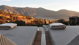 酒店养生，能不能圈住“松弛懒系”的年轻人？