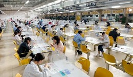 鄭州富士康餐廳今明逐步恢復(fù)堂食，員工正常出勤獎(jiǎng)勵(lì)標(biāo)準(zhǔn)提高